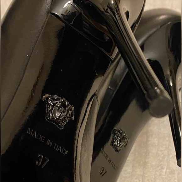 Versace Medusa Palazzo Pumps Size 37 - Picture 10 of 12